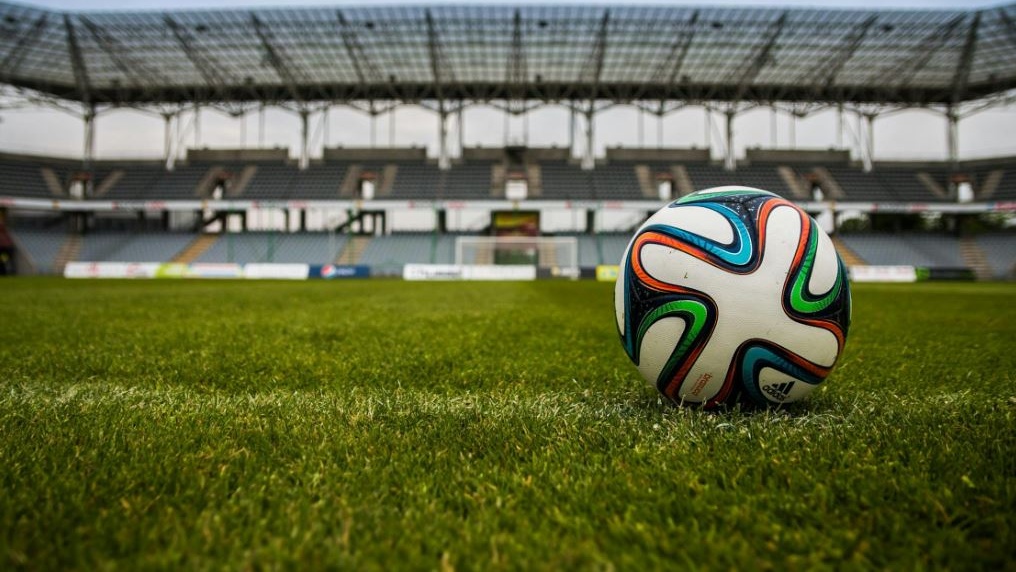 Il tifo in Italia: passione, numeri e futuro del calcio tra stadi e TV