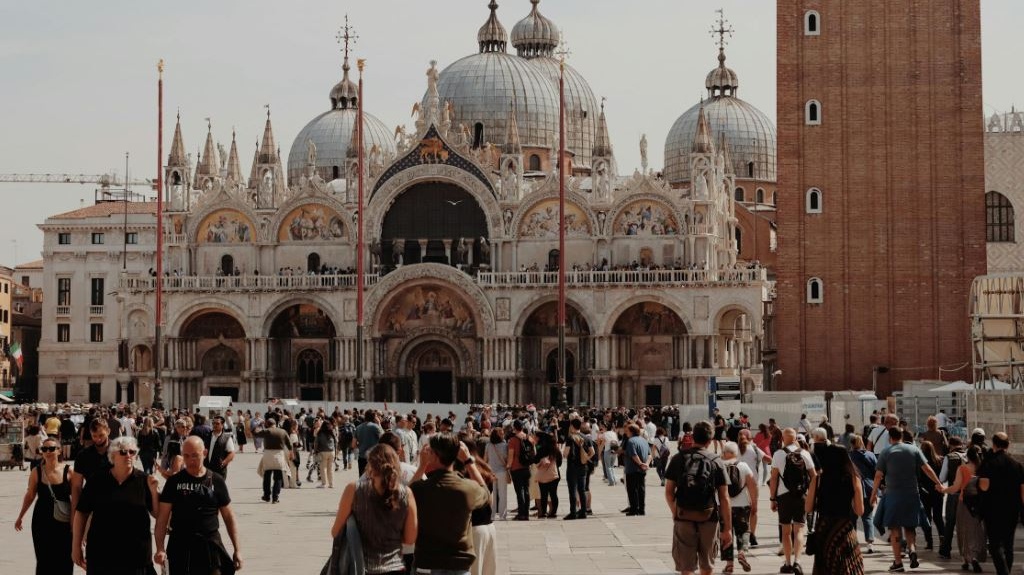 Dall’Italia di 26 milioni agli over 59 milioni, come è cambiato davvero il Paese in 150 anni