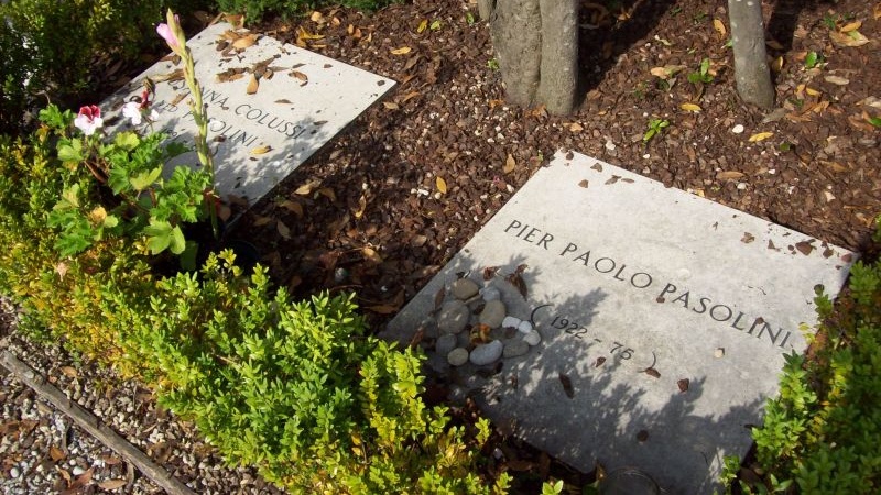 Pier Paolo Pasolini: cinquant'anni fa la violenza privò l'Italia della sua coscienza critica