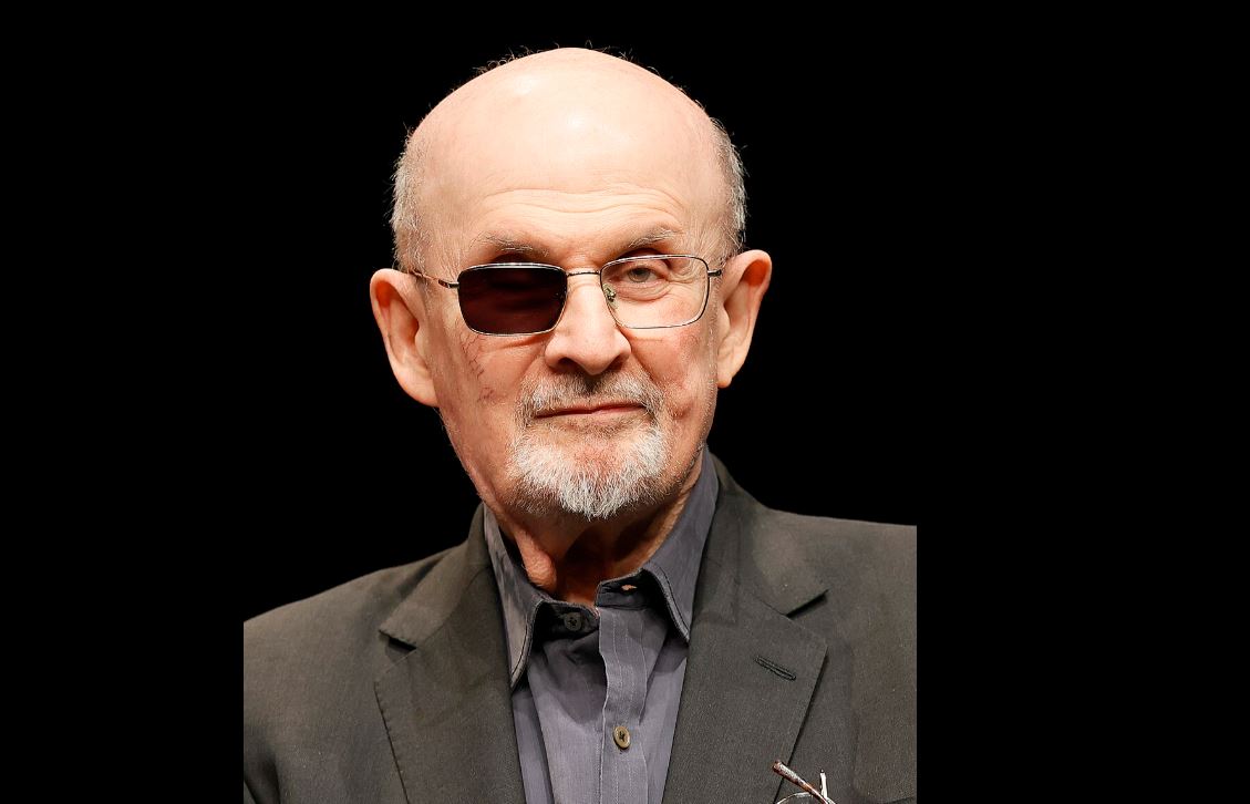 Salman Rushdie: 'La costante nella storia è il cambiamento, e questi tempi bui passeranno'