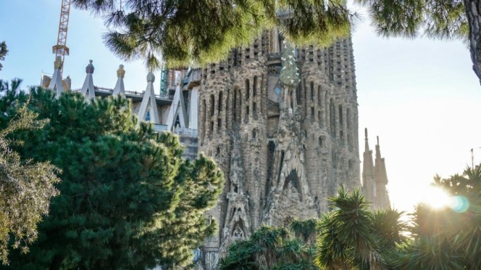 Sagrada Família, Barcellona entra nella storia, è la chiesa più alta del mondo