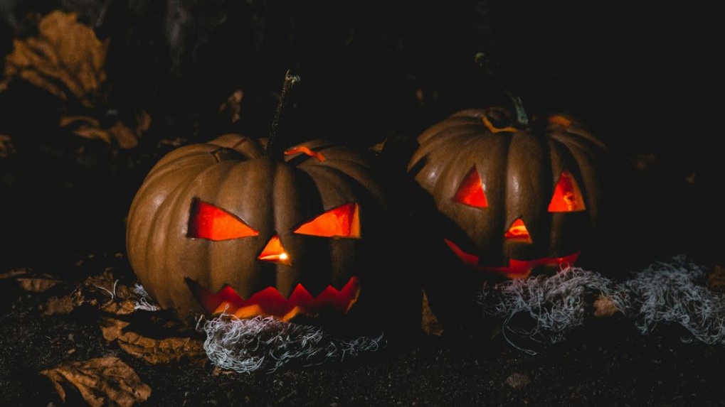 Halloween: una festa tra spiriti, dolci e zucche