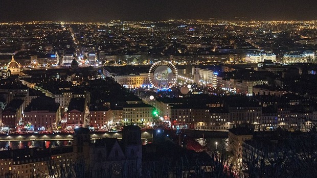 Lione, quattro notti di pura meraviglia: la Fête des Lumières che trasforma la città in un sogno di luce