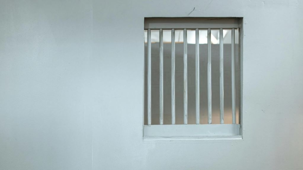 Sarkozy dietro le sbarre: un processo giusto o una vendetta verso la politica?