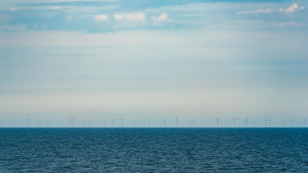 Luce verde dalla Commissione Ue alla Francia parchi eolici galleggianti offshore