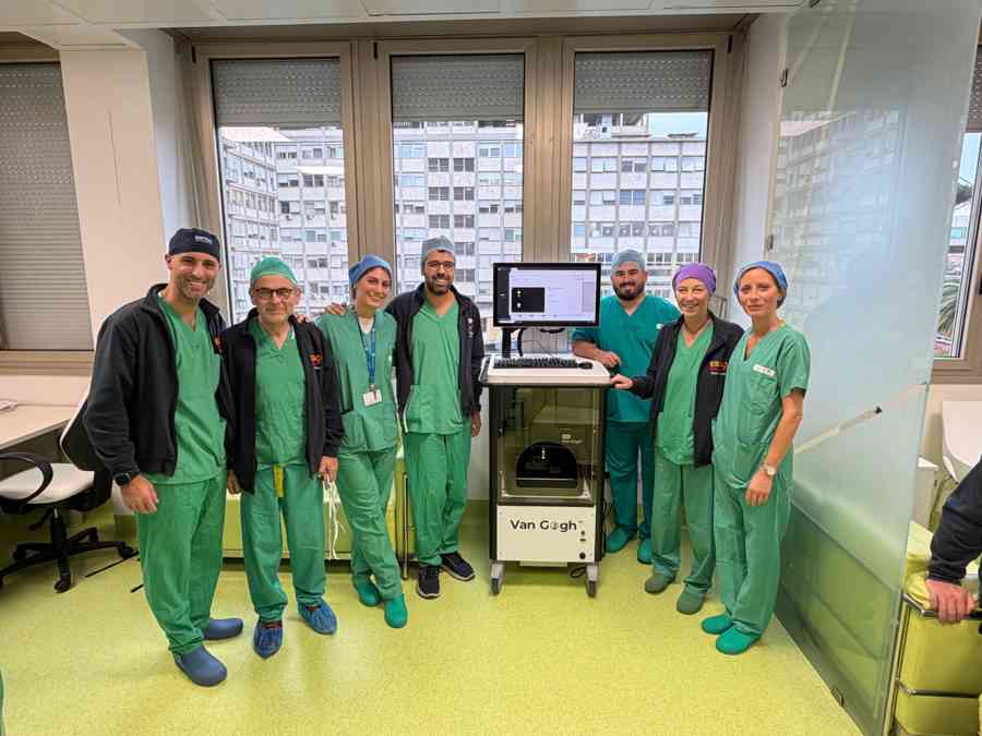 Gemelli primo al mondo: Van Gogh™ rivoluziona la chirurgia ginecologica oncologica