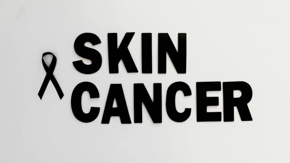 Cancro della pelle: si allarga in Australia lo scandalo delle creme solari inefficaci