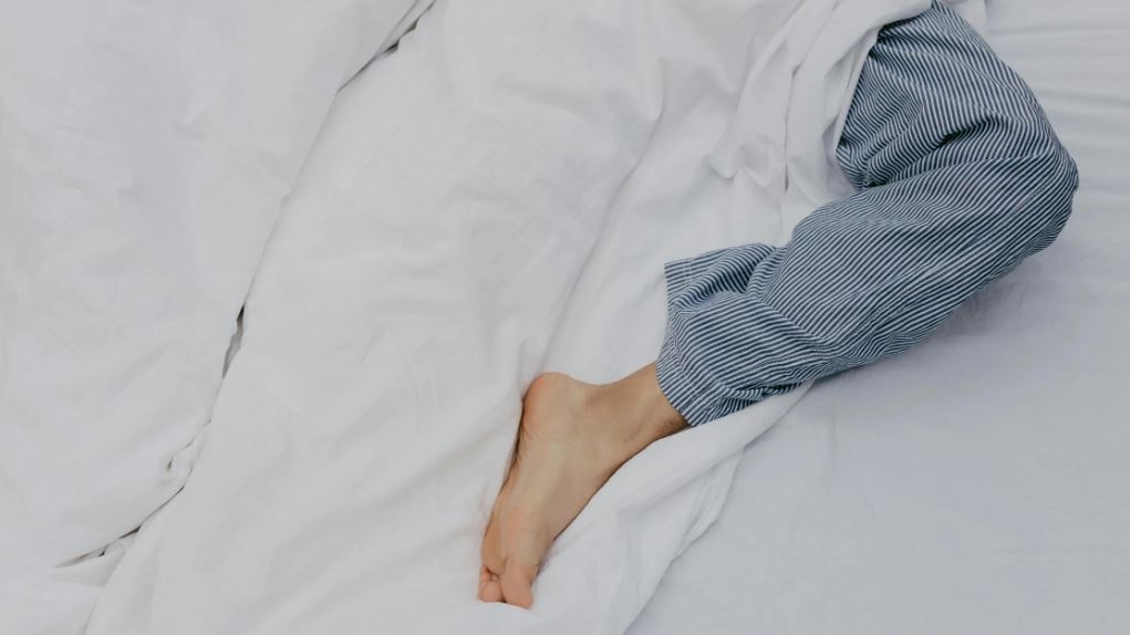 Avere i piedi freddi potrebbe essere un segnale di patologie preesistenti