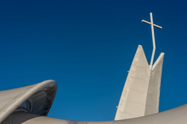 Setta evangelica UK: il documentario che svela gli abusi