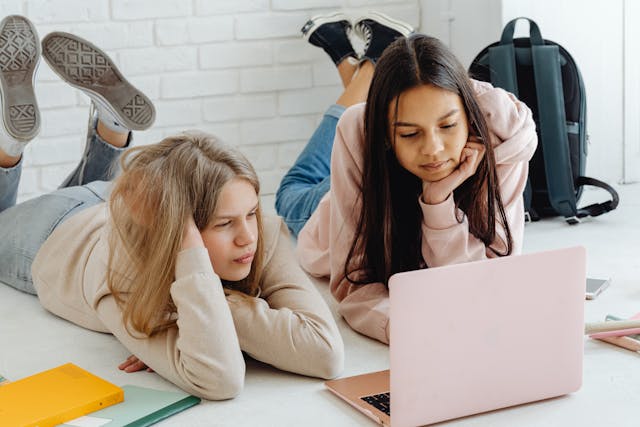Australia vieta YouTube e social ai minori di 16 anni