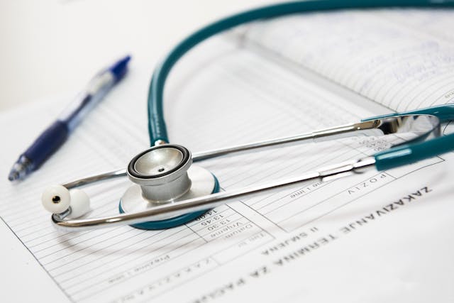 DDL Sanità rinviato: scudo penale per i medici al centro del dibattito