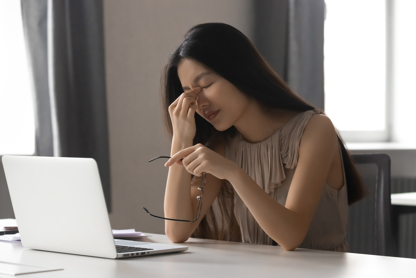 DIGITAL EYE STRAIN. COS’È E COME EVITARLO