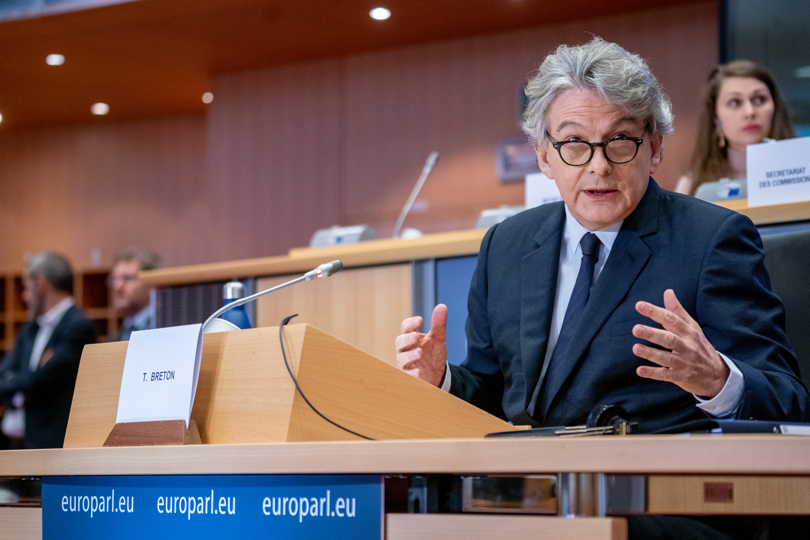 La nuova “guerra fredda” passa (anche) per le norme