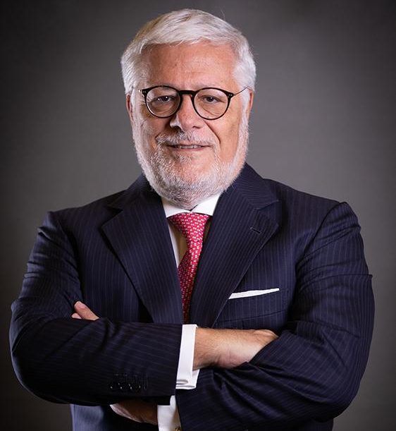 L'AVVOCATO DEGLI AFFARI 'CALDI'