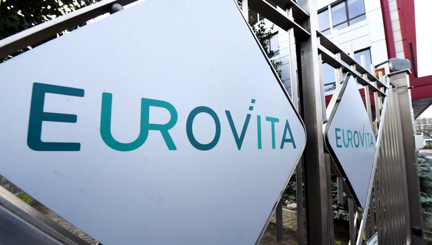 CASO EUROVITA: BANCHE E ASSICURAZIONI NON POSSONO FALLIRE
