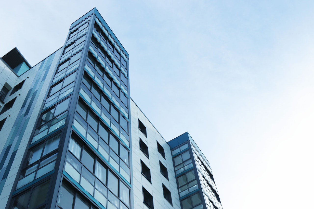 LA CONTRAZIONE DEL MERCATO IMMOBILIARE