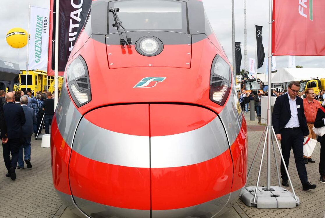 GRUPPO FS INVESTE 1,3 MILIARDI PER NUOVI FRECCIAROSSA 1000