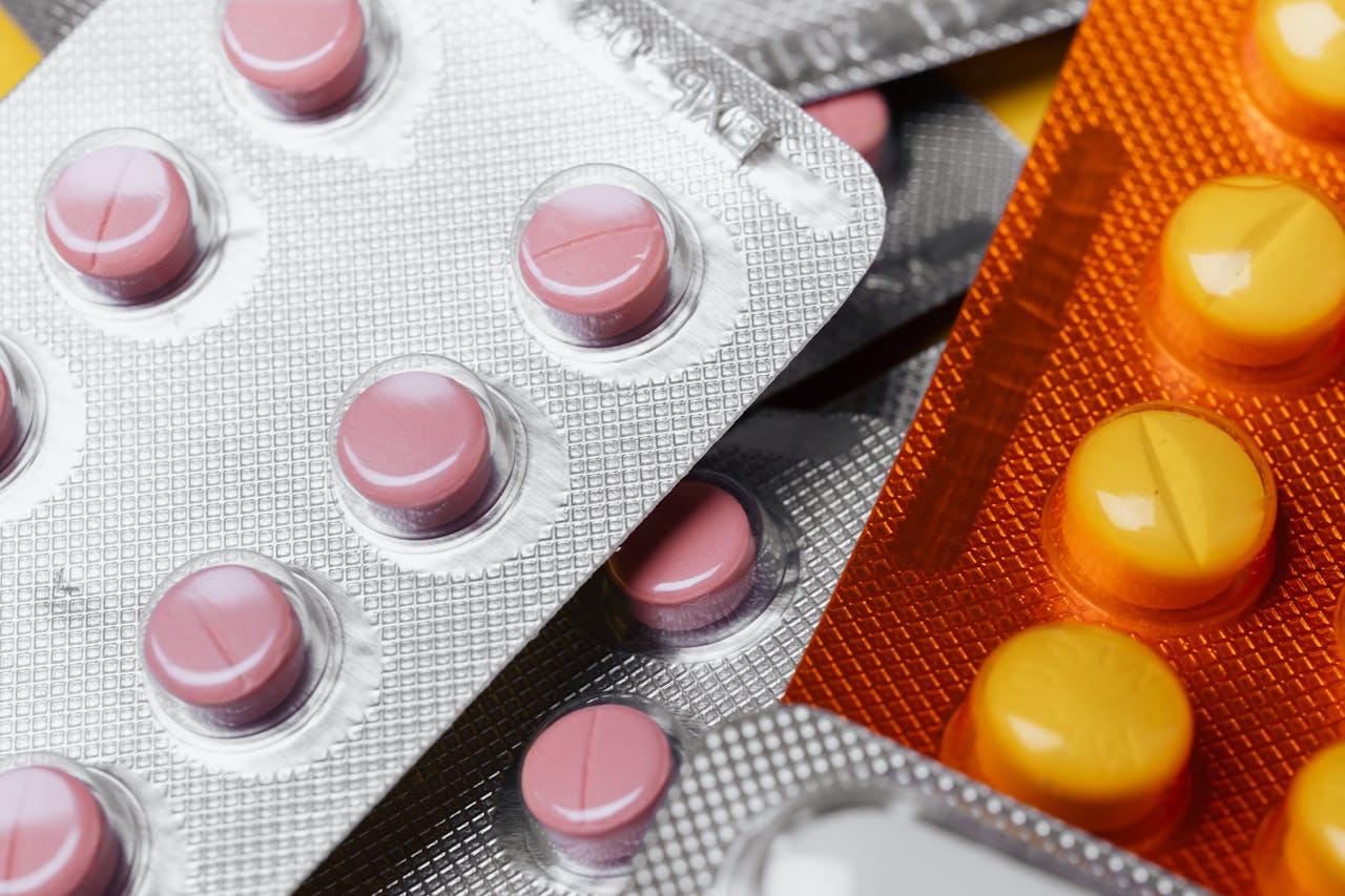 FARMACI CONTRAFFATTI, UN'EMERGENZA GLOBALE