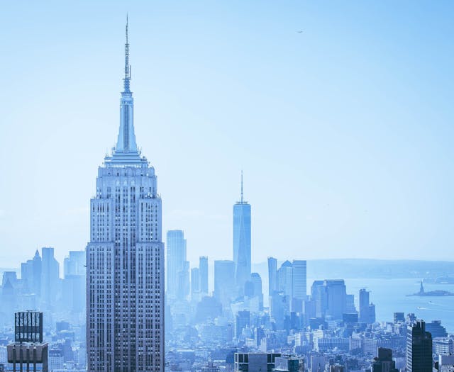 RIVOLUZIONE, DITTATURA FINANZIARIA E UTOPIA