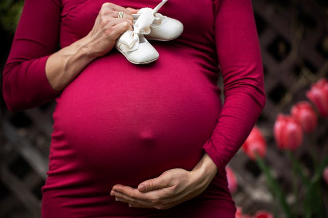 Cina: epidurale gratuita per le partorienti negli ospedali pubblici entro il 2025