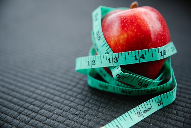 Disturbi alimentari: in Italia oltre 3 milioni di casi, 540mila anoressici