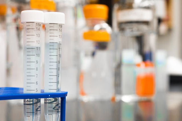 Il futuro della medicina personalizzata tra farmaci intelligenti e terapie mirate