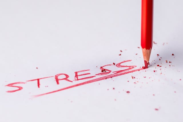 Un filo interdentale è il nuovo biosensore per misurare lo stress