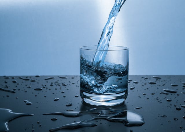 Reni a rischio d’estate: caldo e disidratazione fanno impennare i casi di calcolosi e insufficienza renale