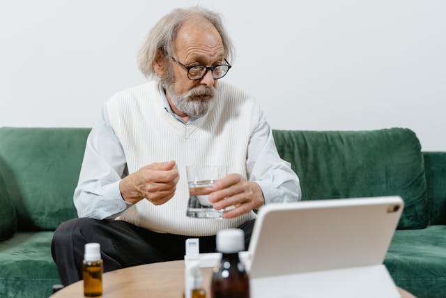 Telemedicina: sperimentazione per i “grandi anziani” con cronicità