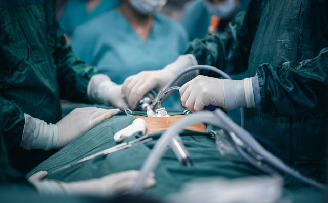 Liposuzione: SIAARTI avverte sui rischi e sulla sicurezza delle strutture